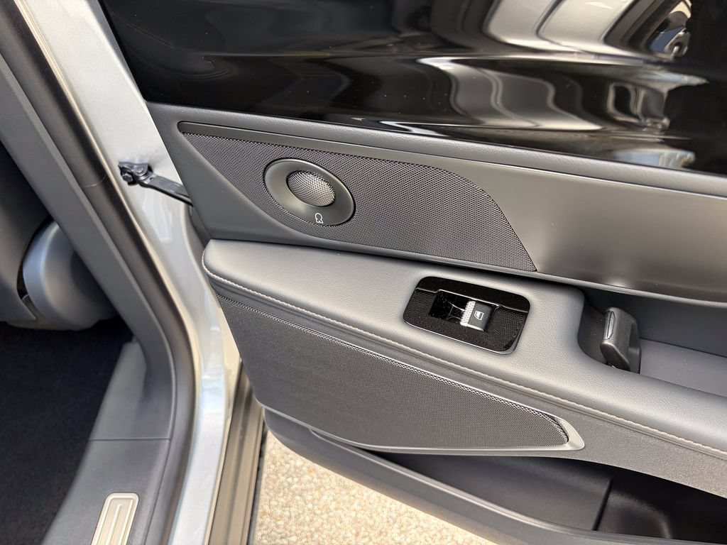 New 2026 Lincoln Nautilus Premier w/ Equipment Group 102A AWD/4WD image 24