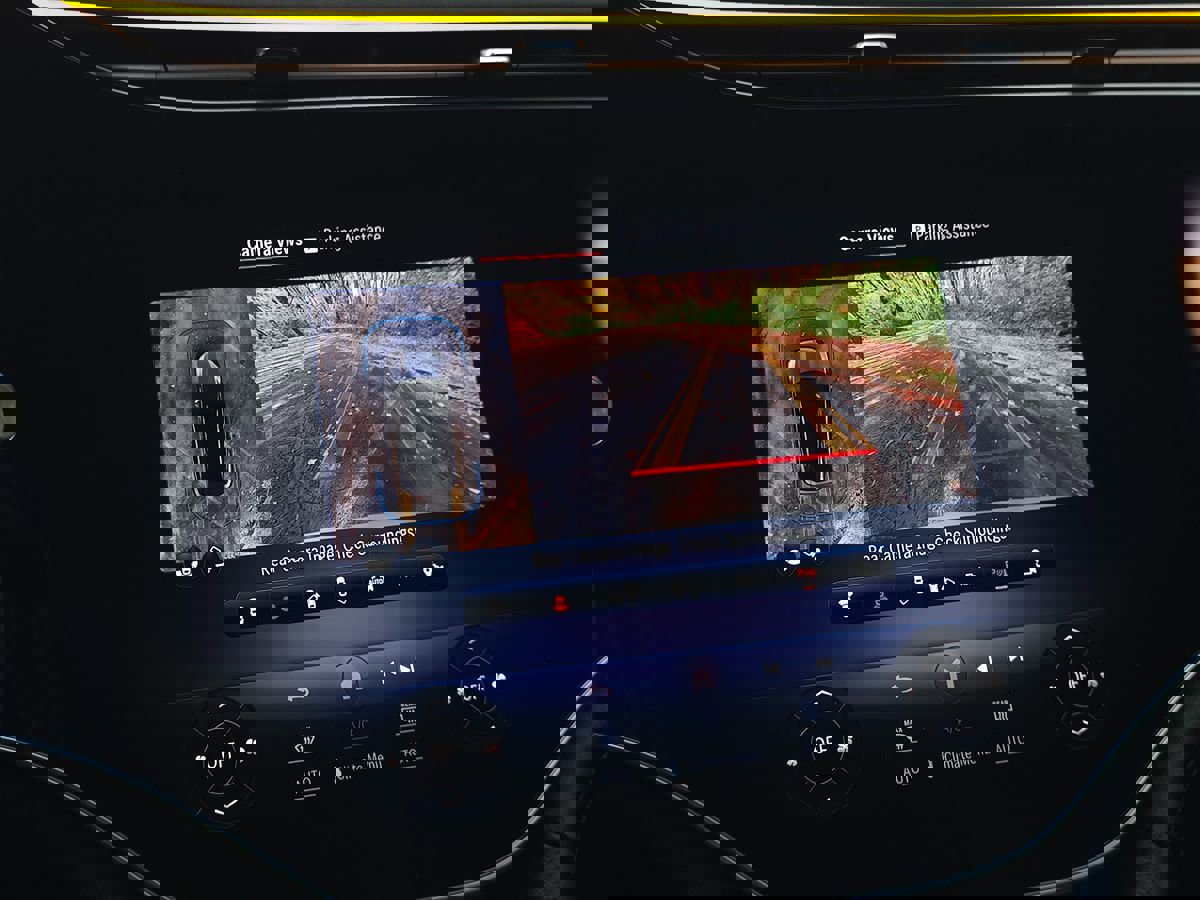 Used 2023 Mercedes-Benz EQS 580 4MATIC SUV image 47