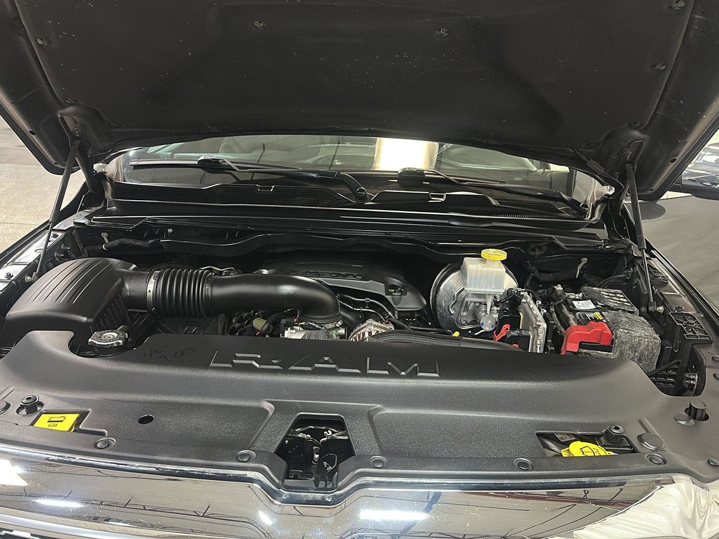 Used 2019 RAM 1500 Limited image 13