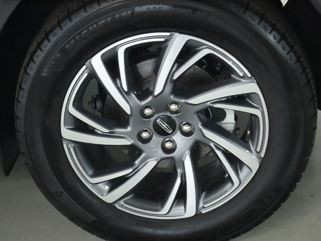 Used 2023 Lincoln Corsair FWD w/ Equipment Group 101A image 36