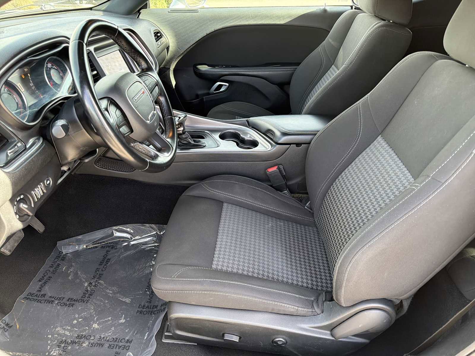 Used 2021 Dodge Challenger SXT video 2