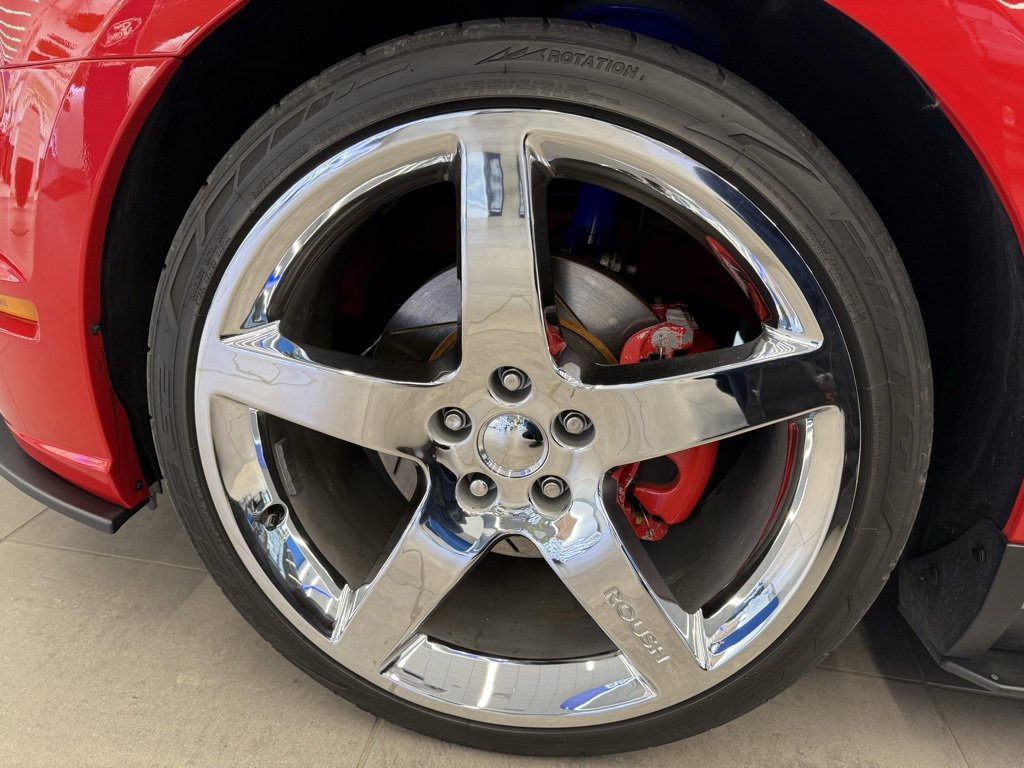 Used 2010 Ford Mustang GT Premium image 21