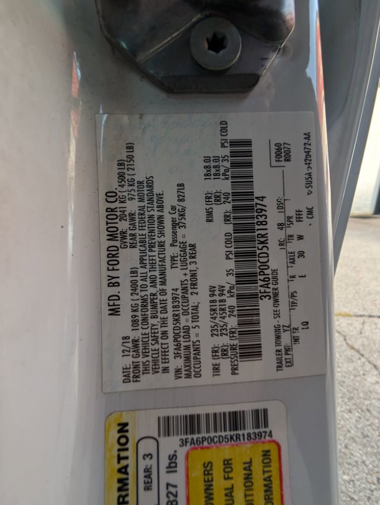 Used 2019 Ford Fusion SEL image 26