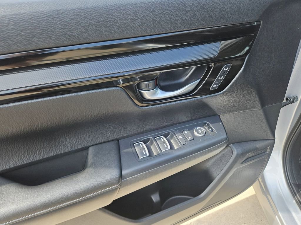 Used 2025 Honda CR-V EX-L image 15