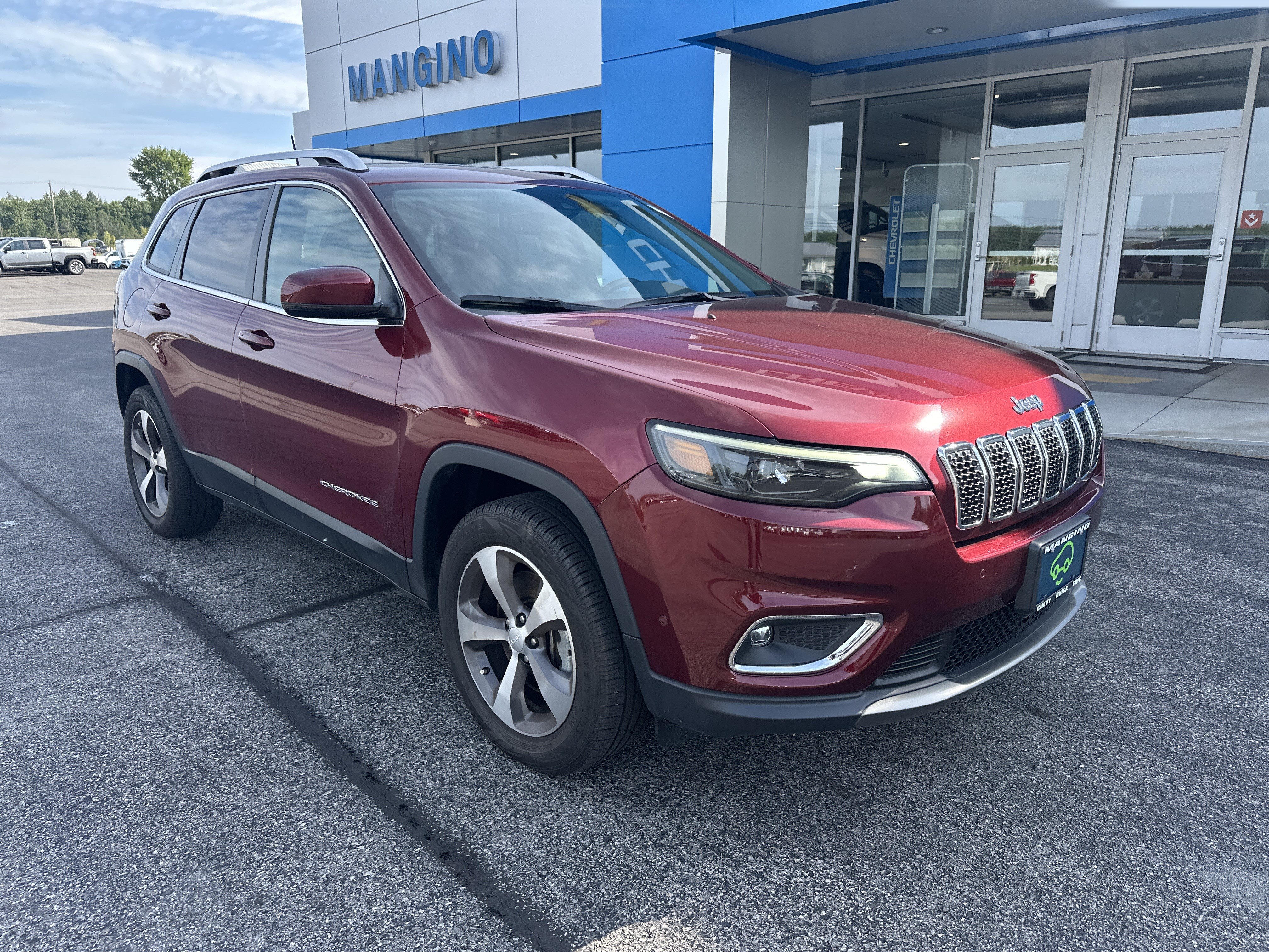 Used 2021 Jeep Cherokee Limited AWD/4WD image 2