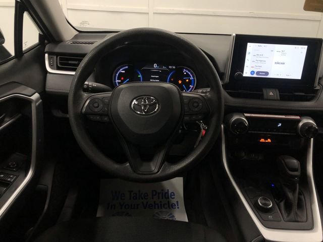 Used 2024 Toyota RAV4 LE image 15