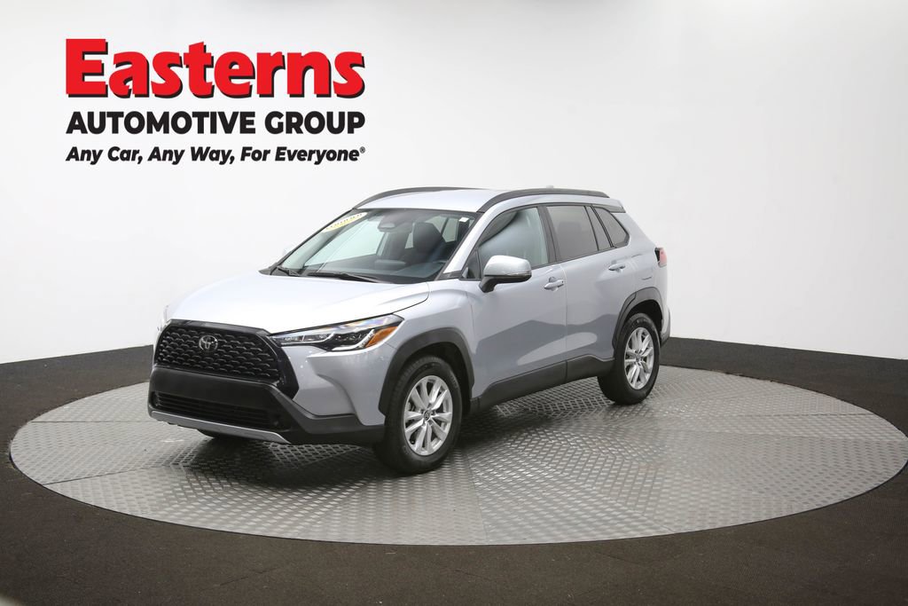 Used 2024 Toyota Corolla Cross LE image 51