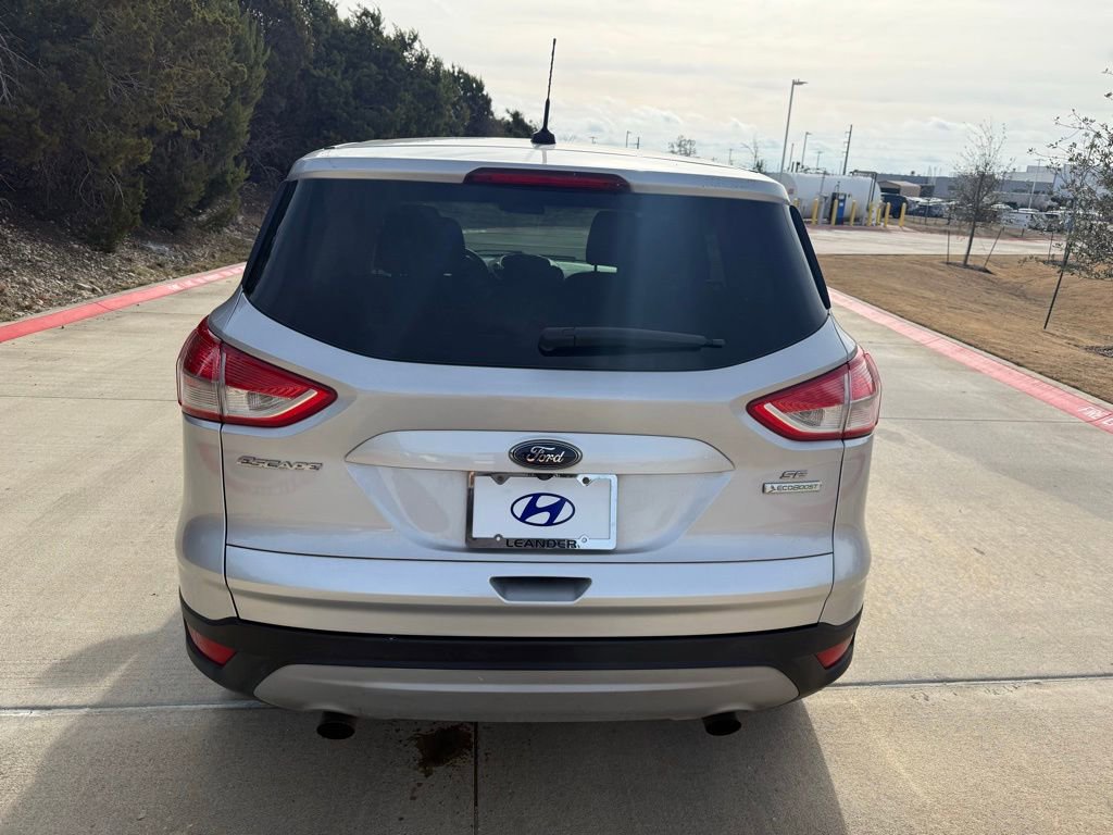 Used 2016 Ford Escape SE image 6