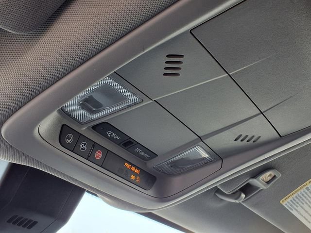 Used 2022 GMC Terrain SLE w/ Driver Convenience Package image 14