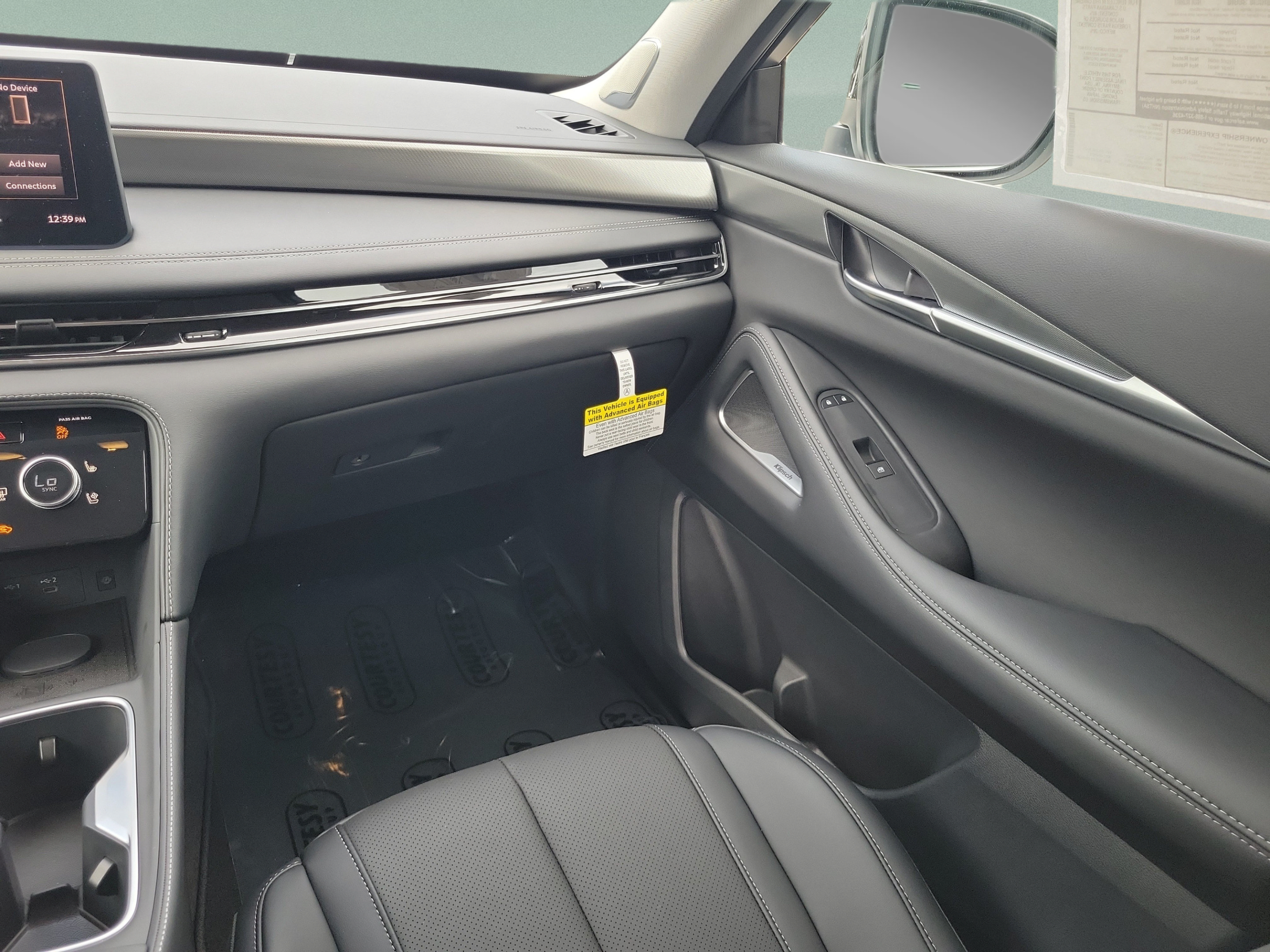 New 2027 INFINITI QX60 Luxe w/ Cargo Package FWD image 12