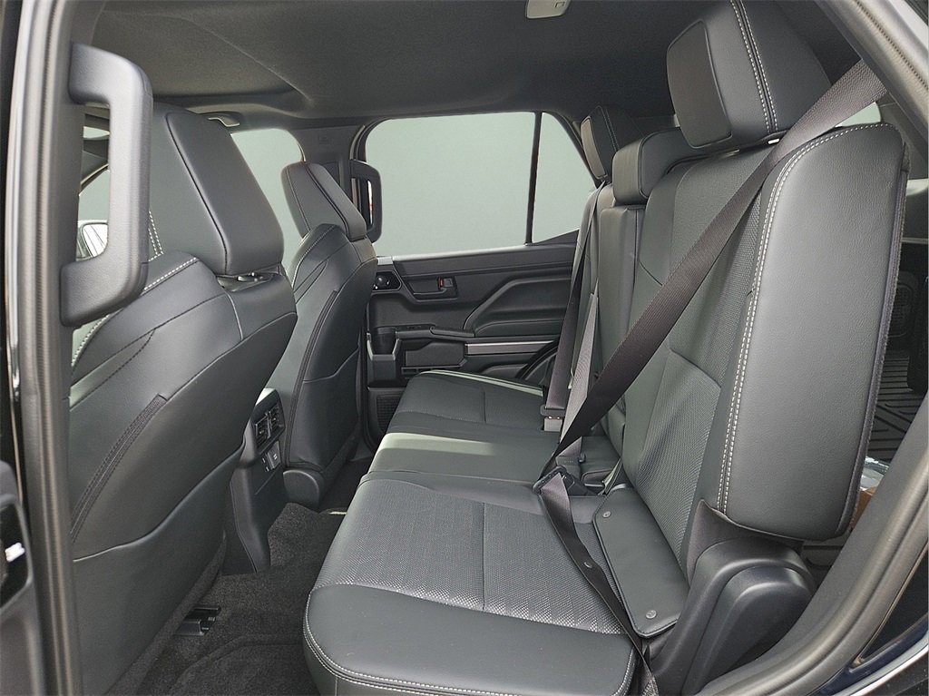 New 2025 Toyota 4Runner TRD Off-Road Premium image 12