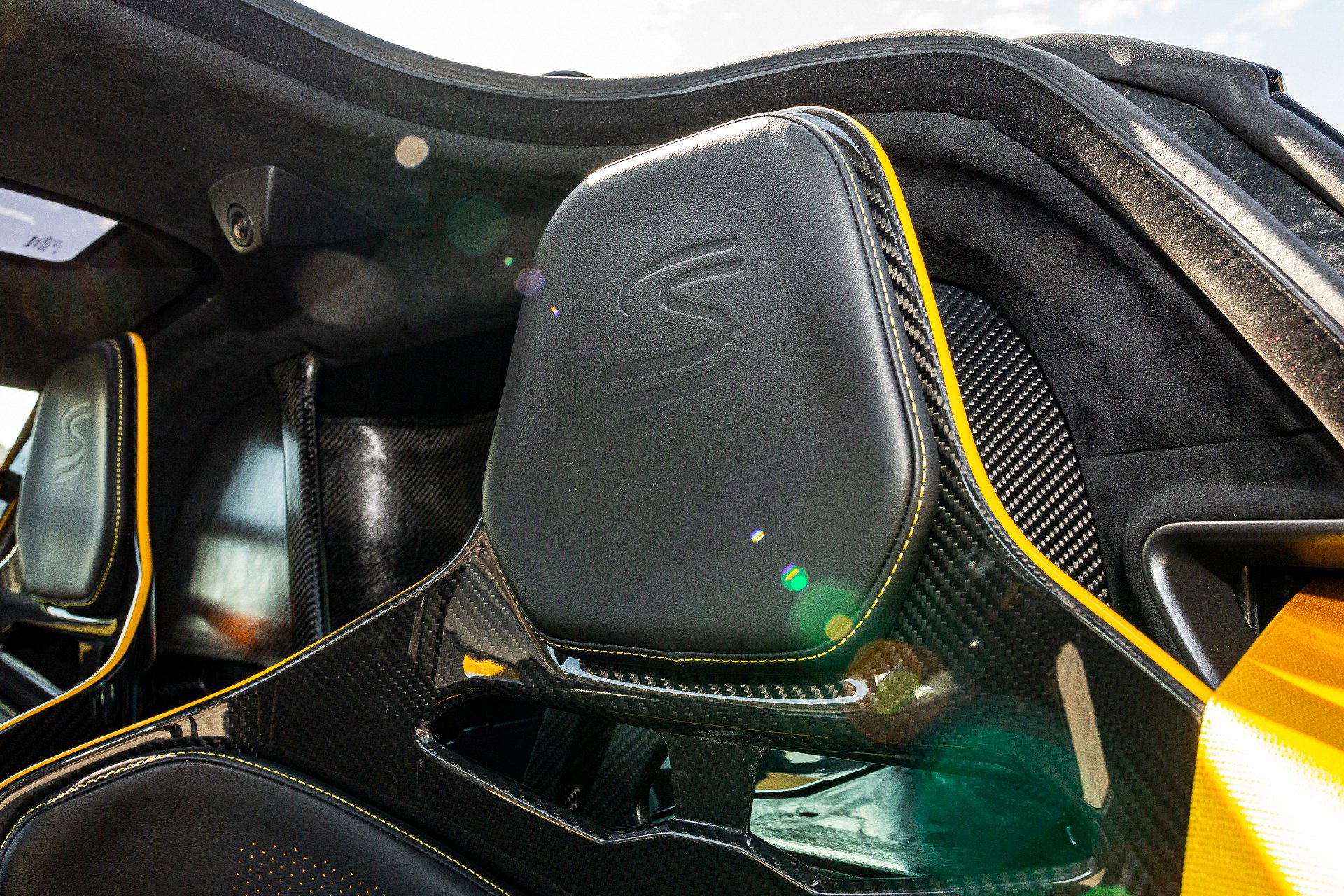 Used 2019 McLaren Senna image 55