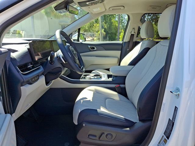 New 2026 Kia Carnival EX image 12