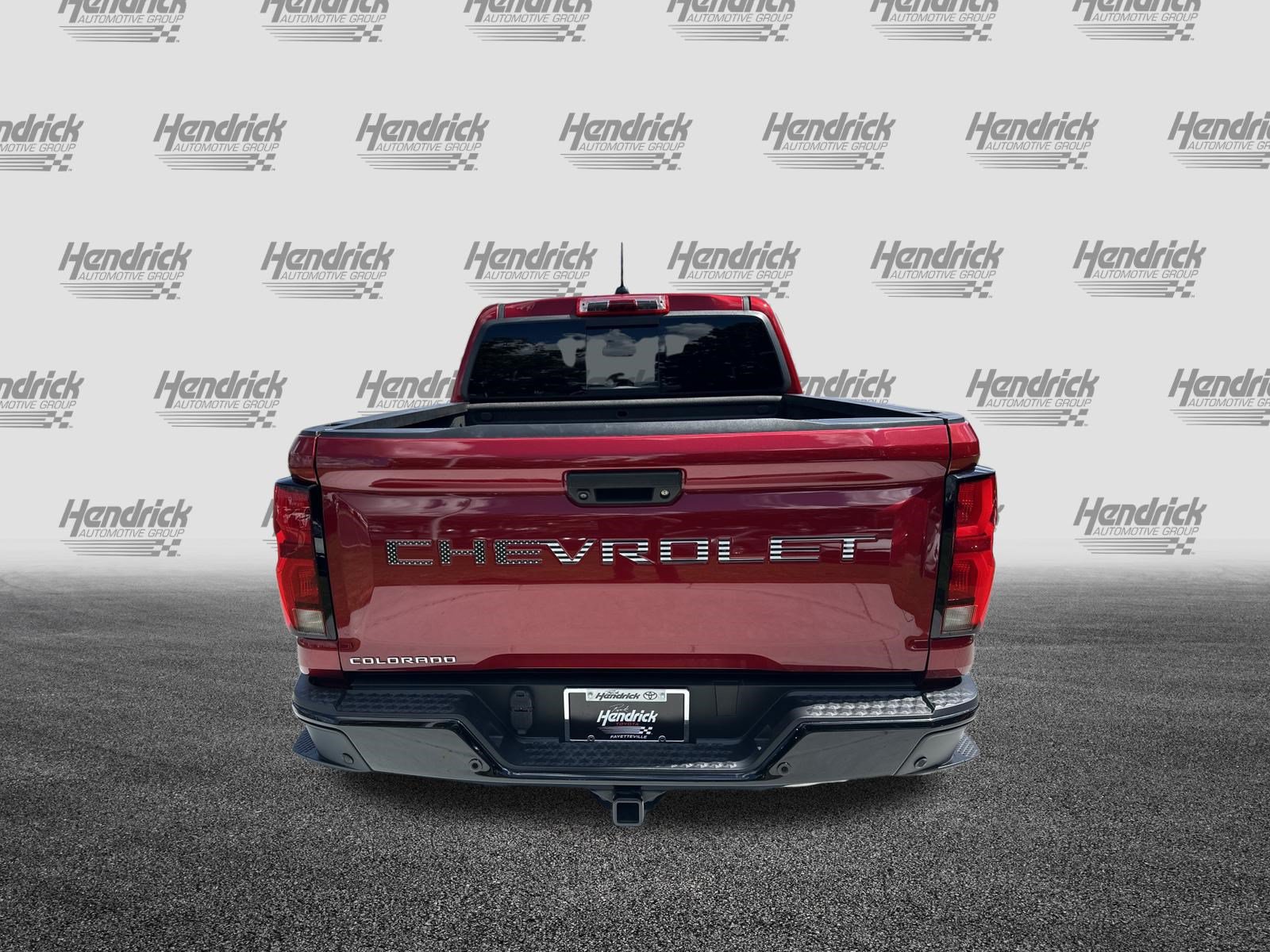 Used 2025 Chevrolet Colorado Z71 w/ Technology Package AWD/4WD image 9