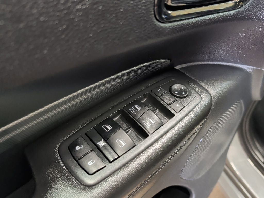 Used 2019 Dodge Durango GT image 31