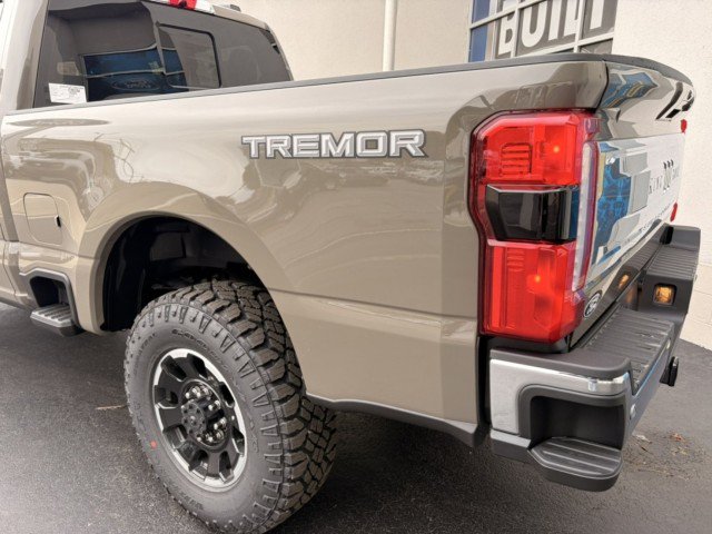 New 2027 Ford F250 King Ranch w/ Tremor Off-Road Package AWD/4WD image 40