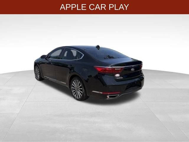 Used 2017 Kia Cadenza Premium w/ Luxury Package FWD image 5