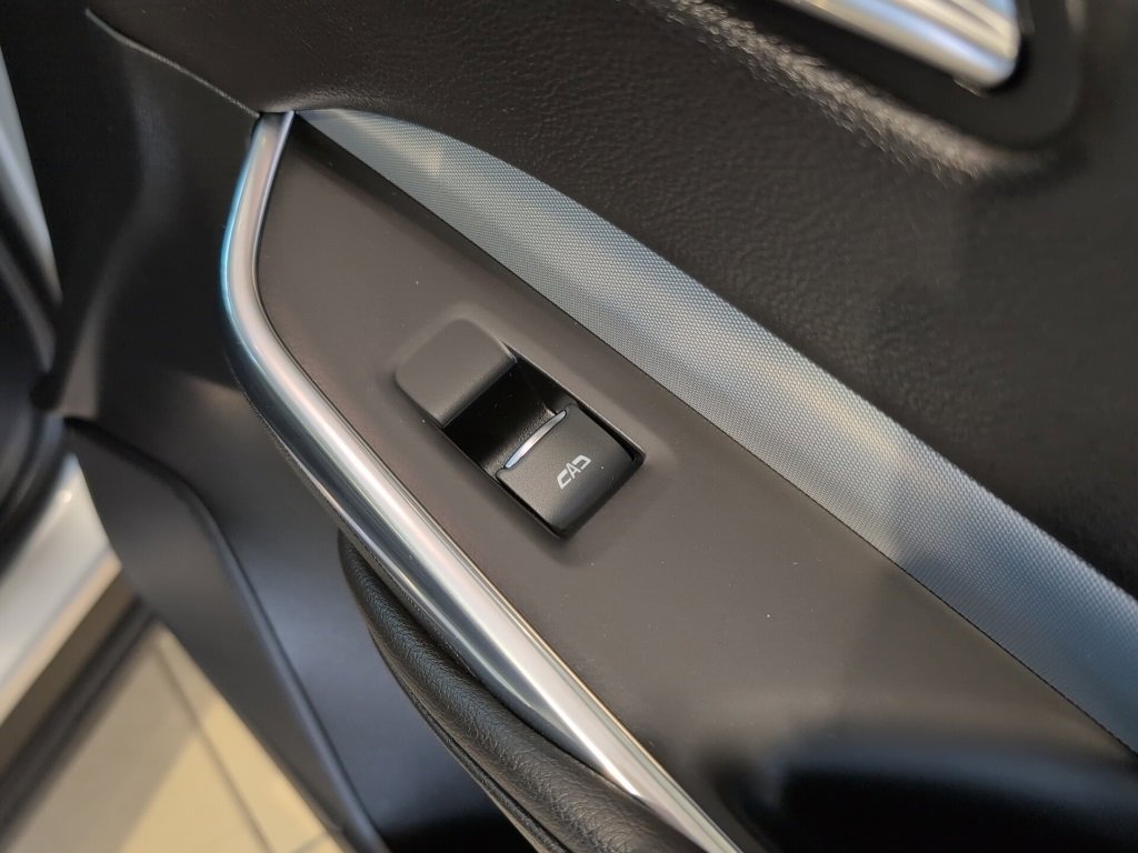 Used 2019 Cadillac XT4 Premium Luxury w/ Technology Package image 48