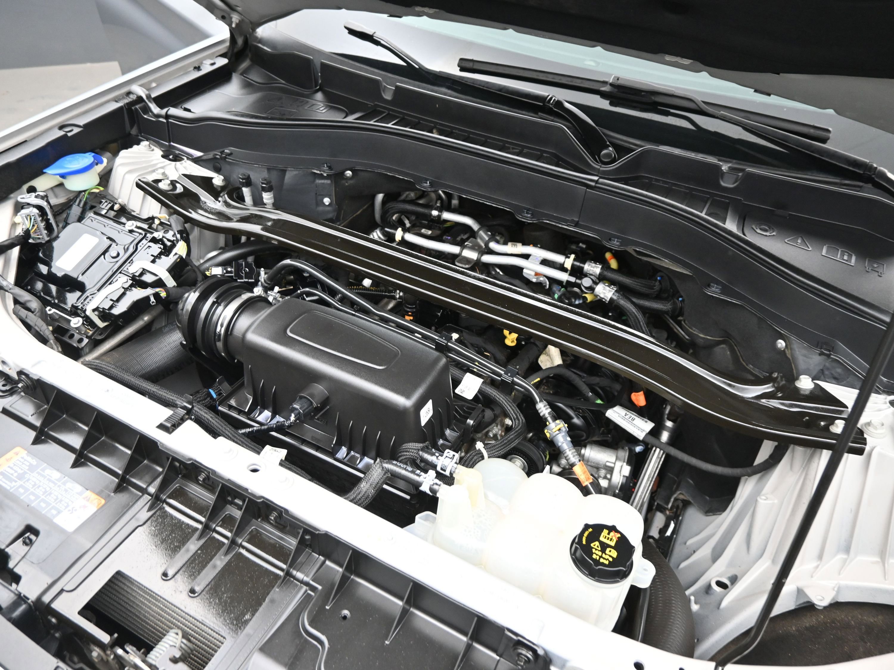 Used 2021 Ford Explorer Limited w/ Equipment Group 301A image 24