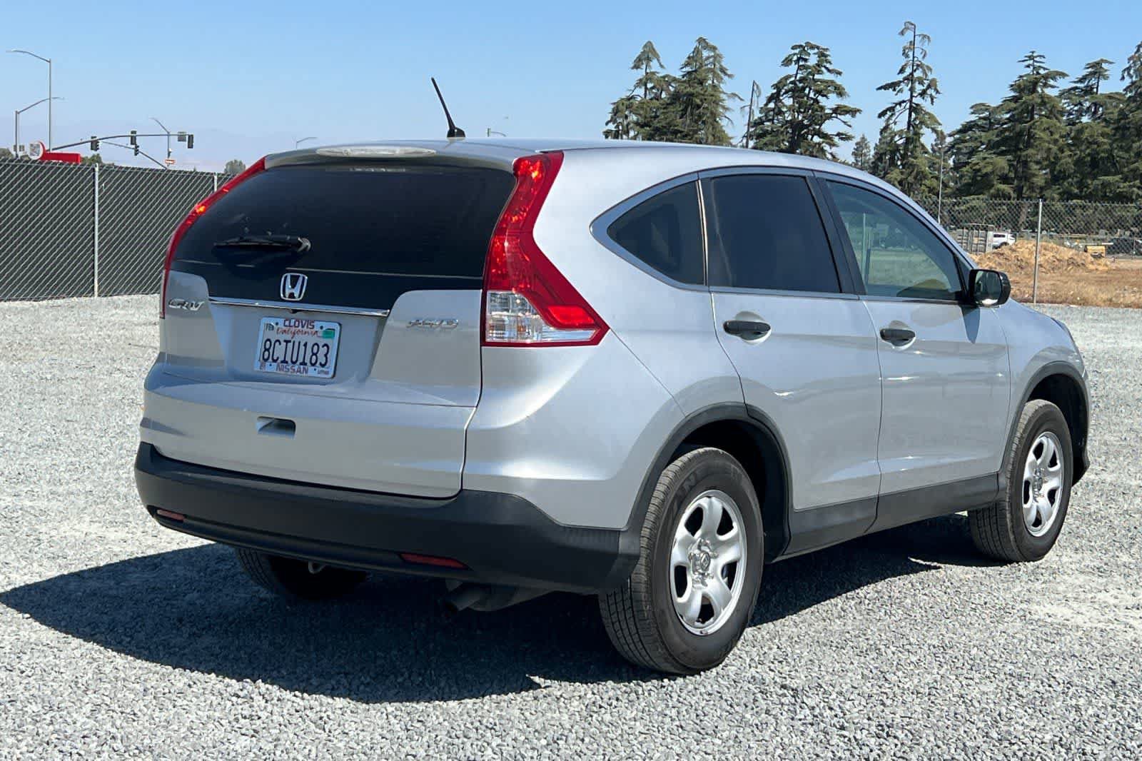 Used 2014 Honda CR-V LX image 3