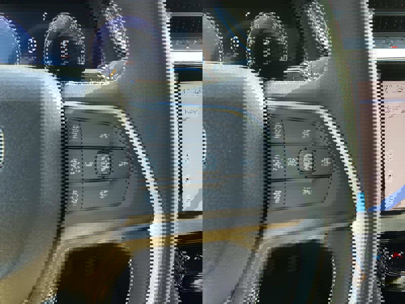 New 2026 Jeep Grand Cherokee Altitude image 14