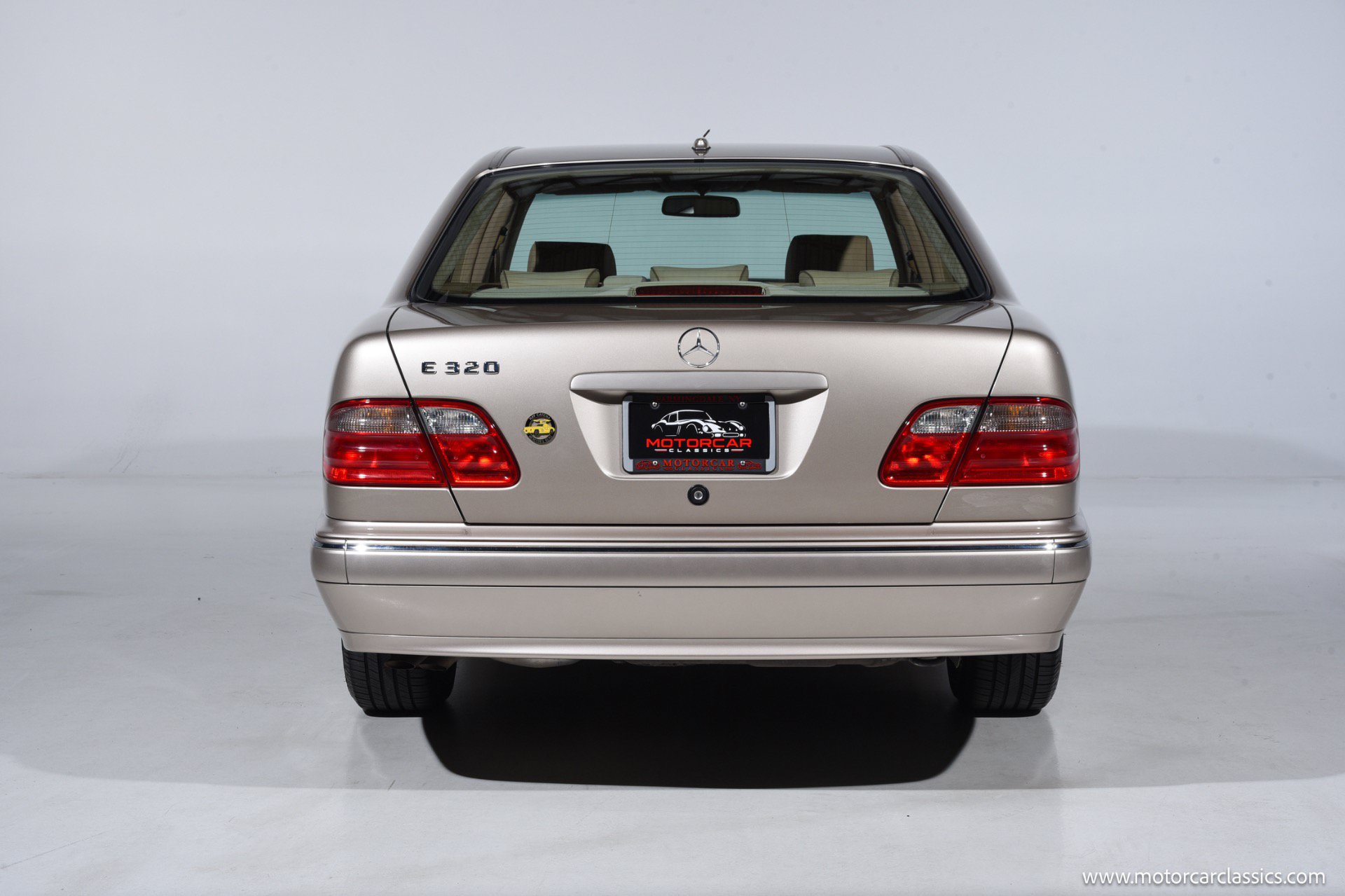 Used 2001 Mercedes-Benz E 320 Sedan image 5