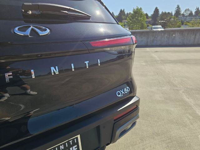 Certified 2025 INFINITI QX60 Sensory w/ Vision Package AWD/4WD image 16