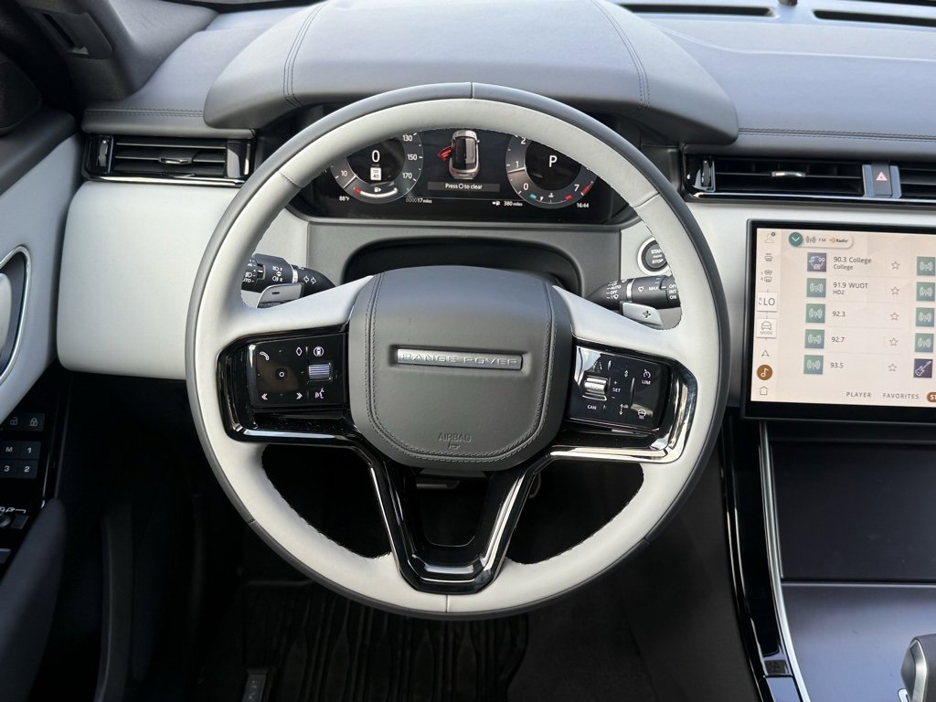 New 2026 Land Rover Range Rover Velar Dynamic SE image 18