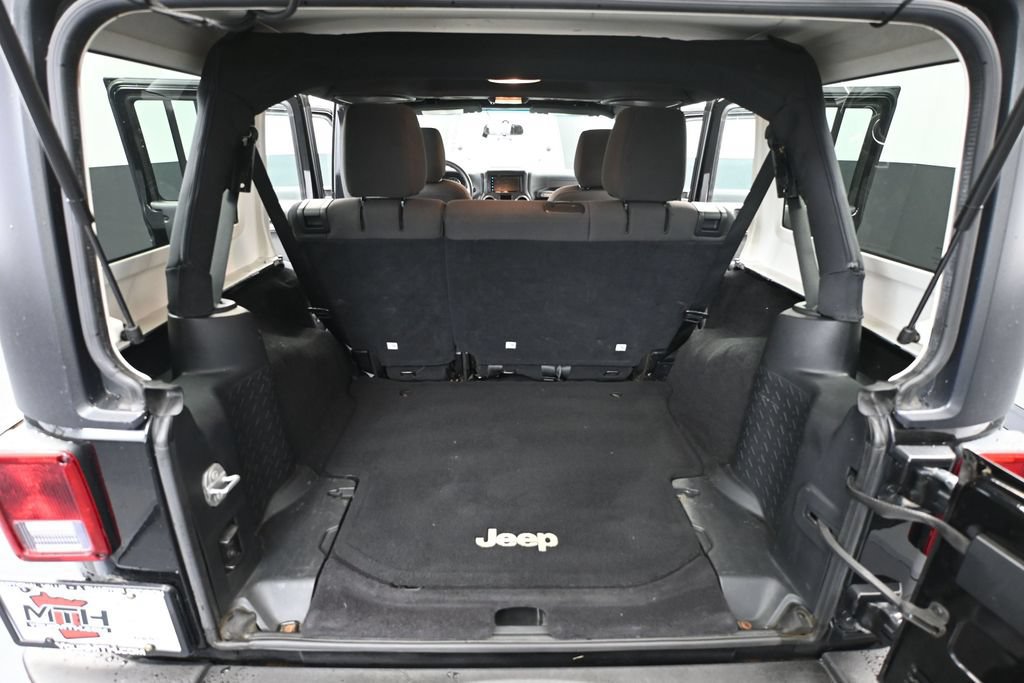 Used 2016 Jeep Wrangler Unlimited Sport AWD/4WD image 29