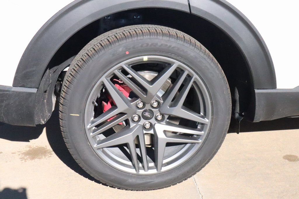 New 2026 Ford Explorer ST-Line w/ ST-Line Street Pack image 20