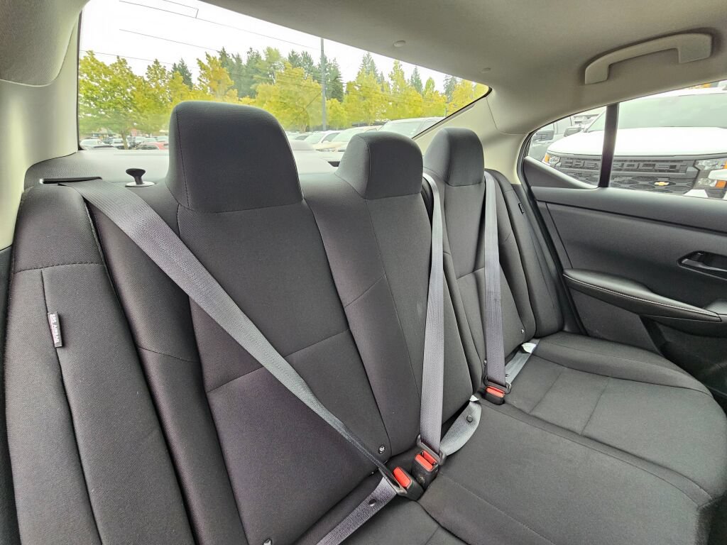 Used 2025 Nissan Sentra S FWD image 30