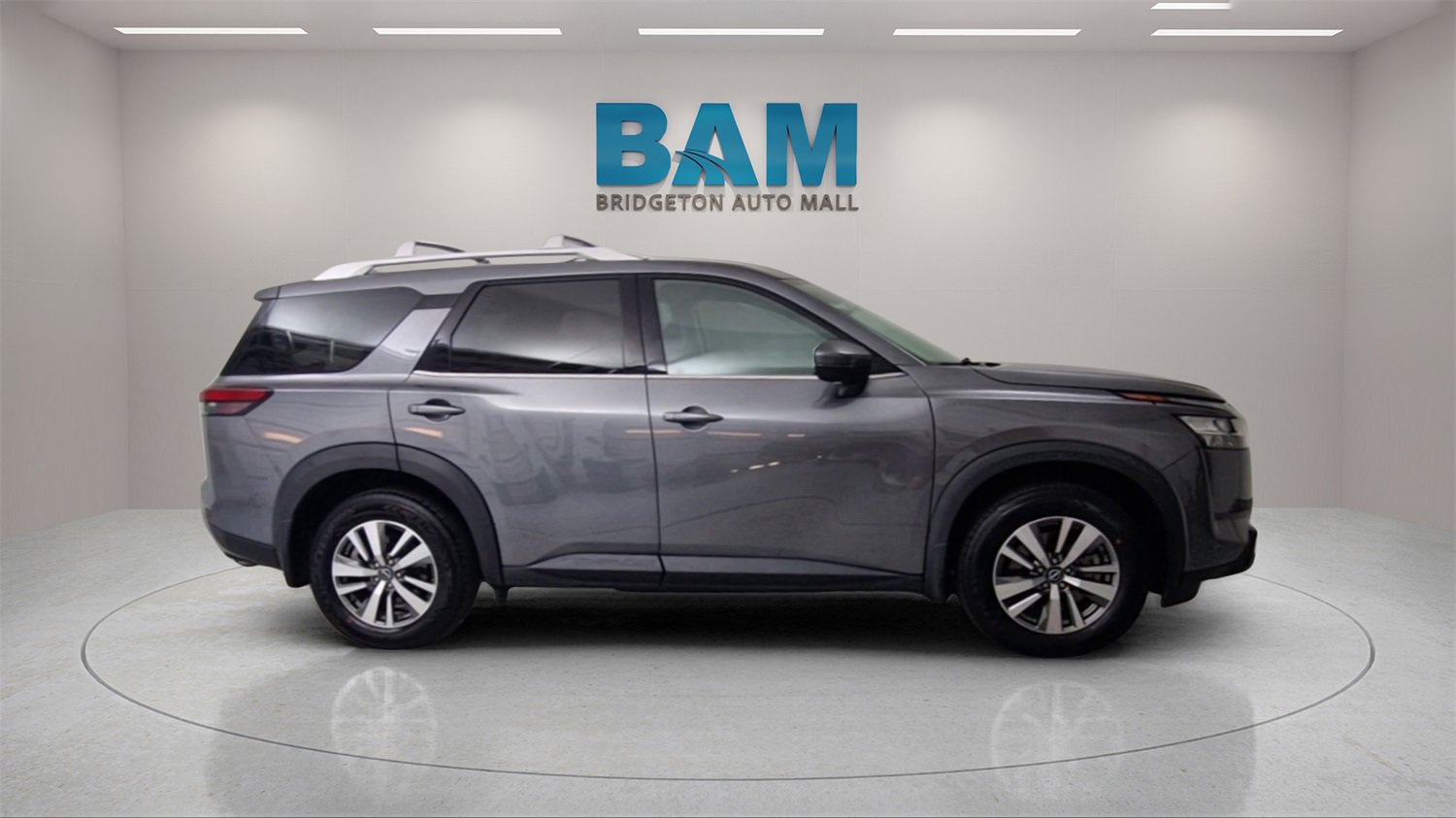 Used 2022 Nissan Pathfinder SL image 8