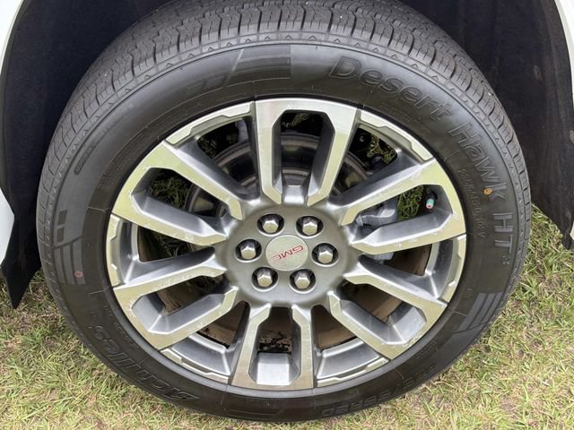 Used 2023 GMC Acadia Denali FWD image 19