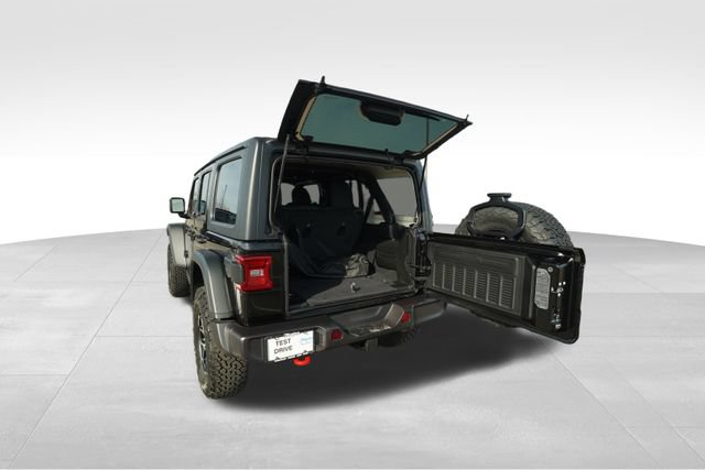 New 2026 Jeep Wrangler Unlimited Rubicon AWD/4WD image 17