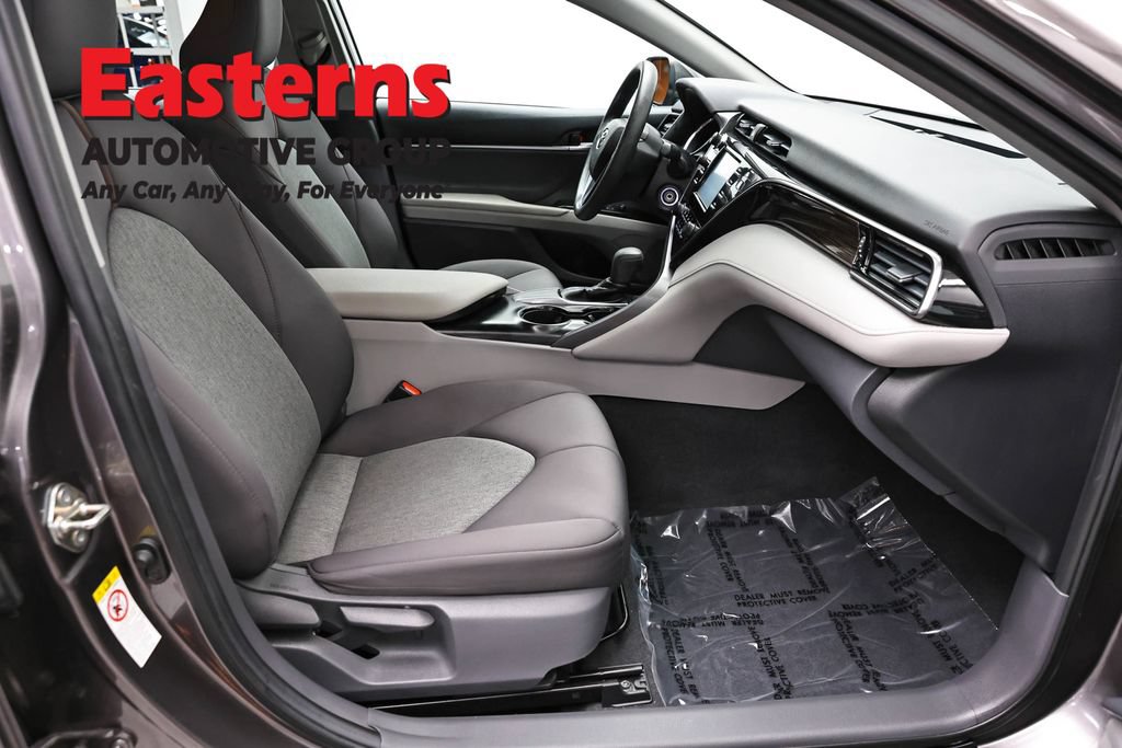 Used 2019 Toyota Camry LE FWD image 23
