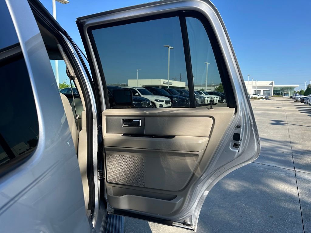 Used 2014 Ford Expedition Limited w/ Equipment Group 301A RWD image 29