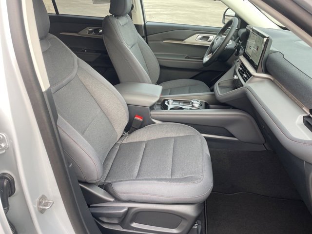 New 2026 Ford Explorer Active image 47