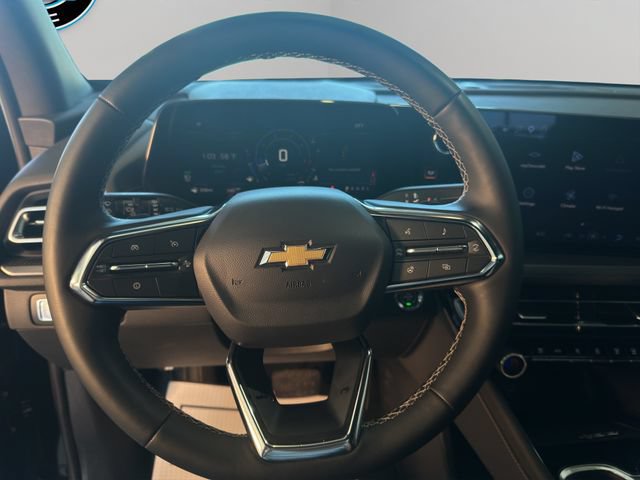 Used 2026 Chevrolet Traverse LT AWD/4WD image 12