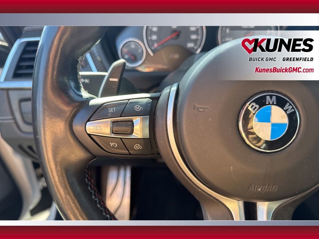 Used 2018 BMW M4 Convertible image 29