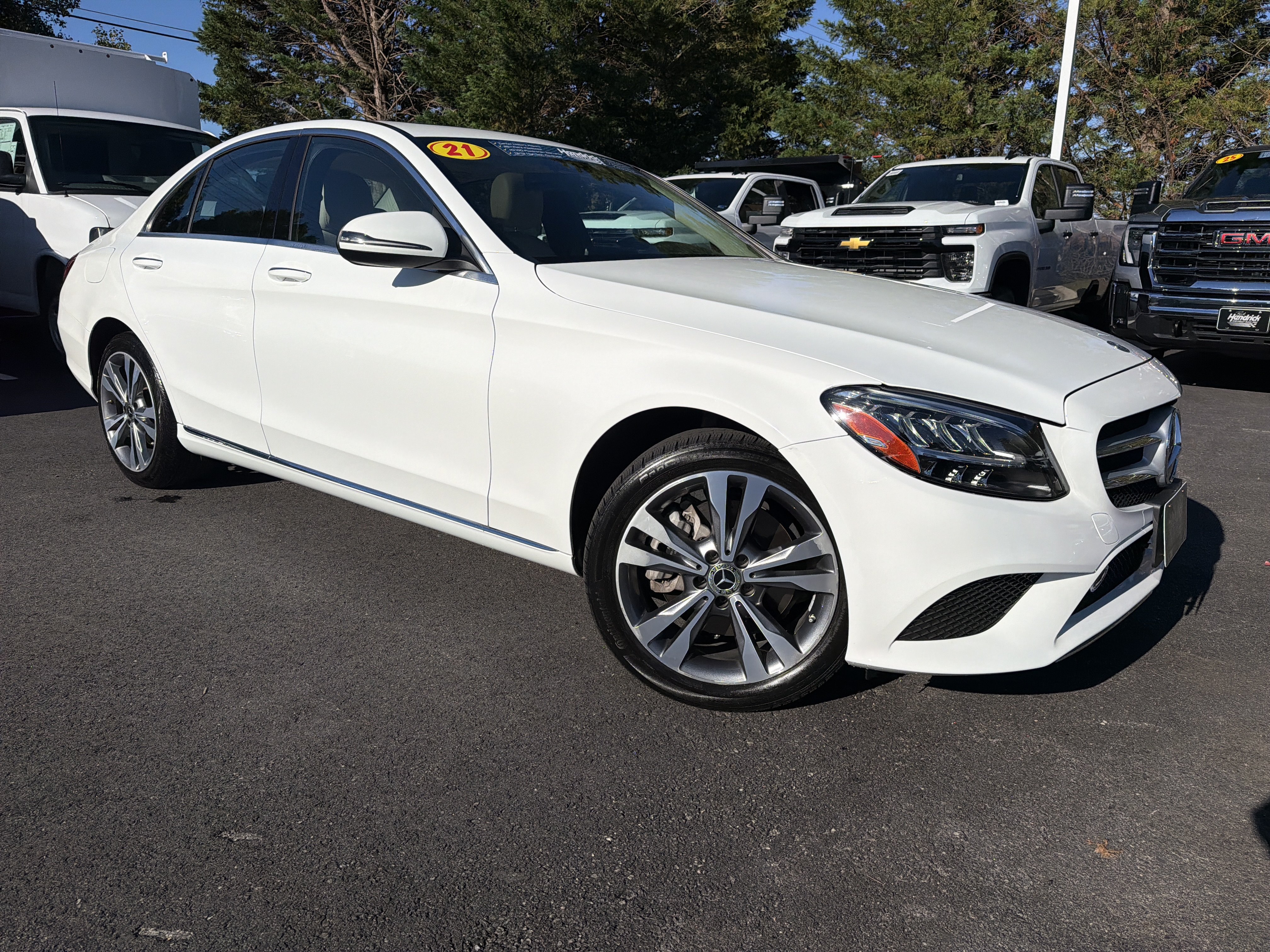 Used 2021 Mercedes-Benz C 300 4MATIC Sedan image 2