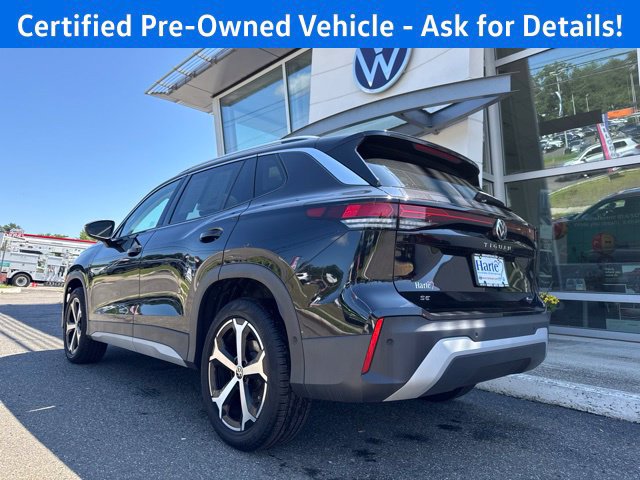 Certified 2026 Volkswagen Tiguan SE w/ Panoramic Sunroof Package AWD/4WD image 3