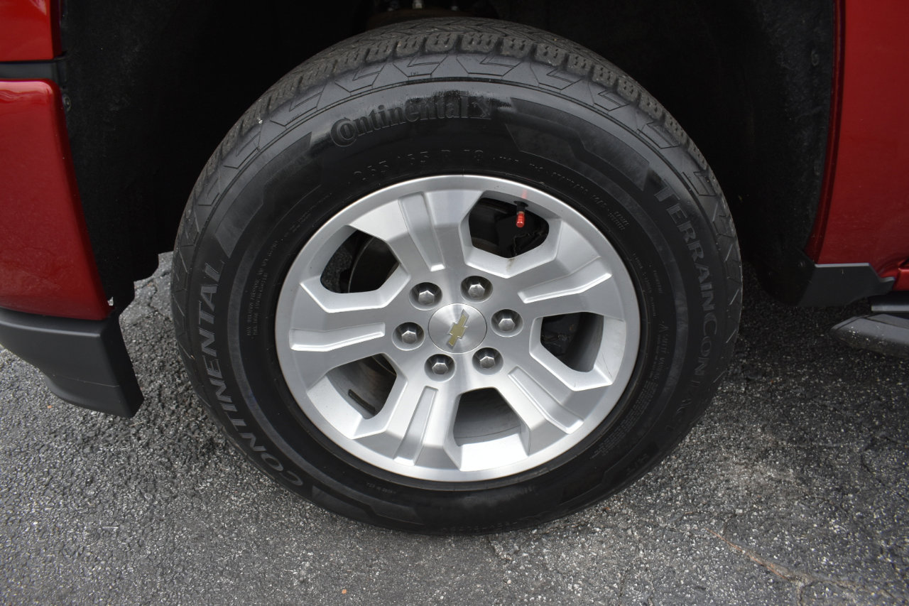 Used 2018 Chevrolet Silverado 1500 LT w/ All Star Edition image 31