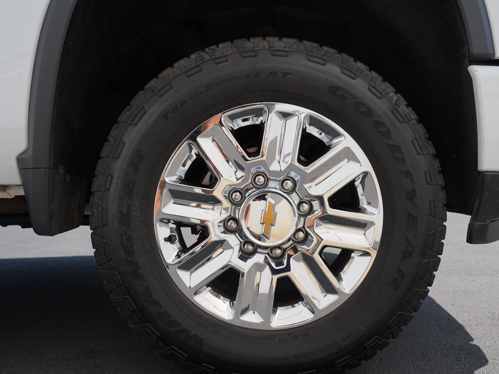 Certified 2024 Chevrolet Silverado 3500 High Country w/ LPO, Dark Essentials Package AWD/4WD image 33