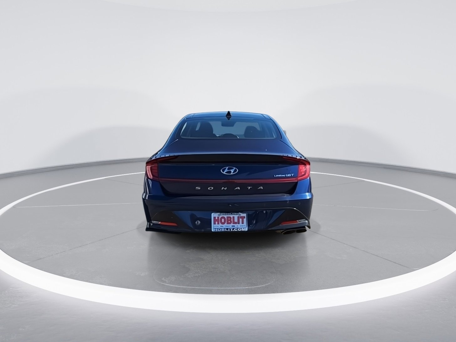 Used 2022 Hyundai Sonata Limited w/ Preferred Accessory Package image 7