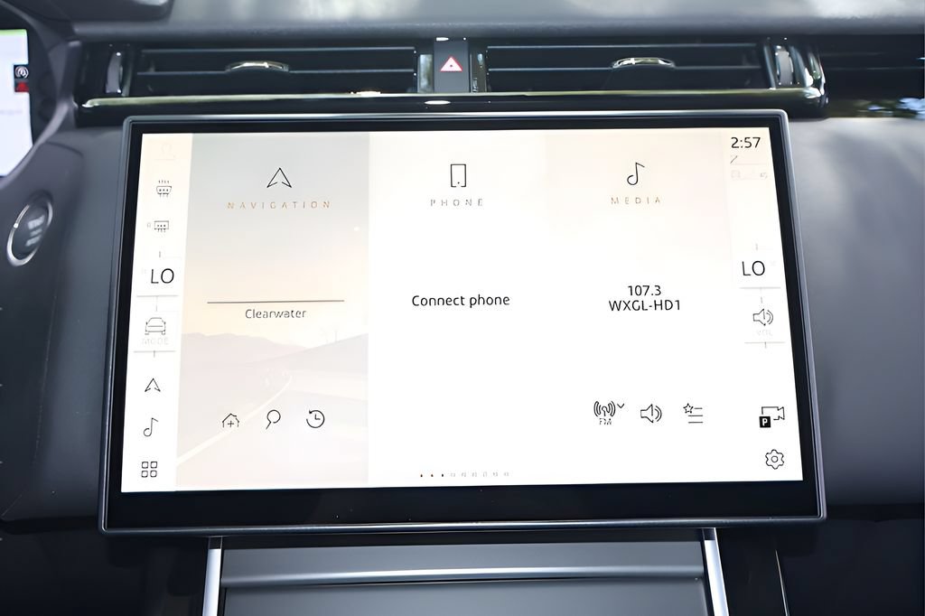 New 2026 Land Rover Range Rover Velar S AWD/4WD image 23
