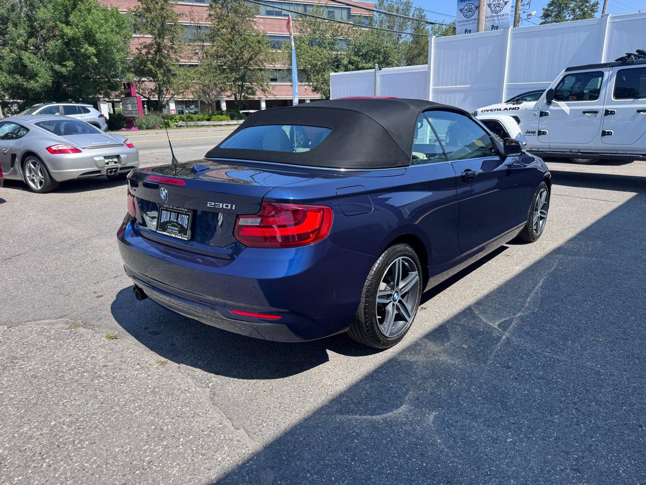 Used 2017 BMW 230i xDrive Convertible AWD/4WD image 5