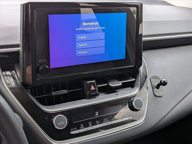 Used 2025 Toyota Corolla LE image 15