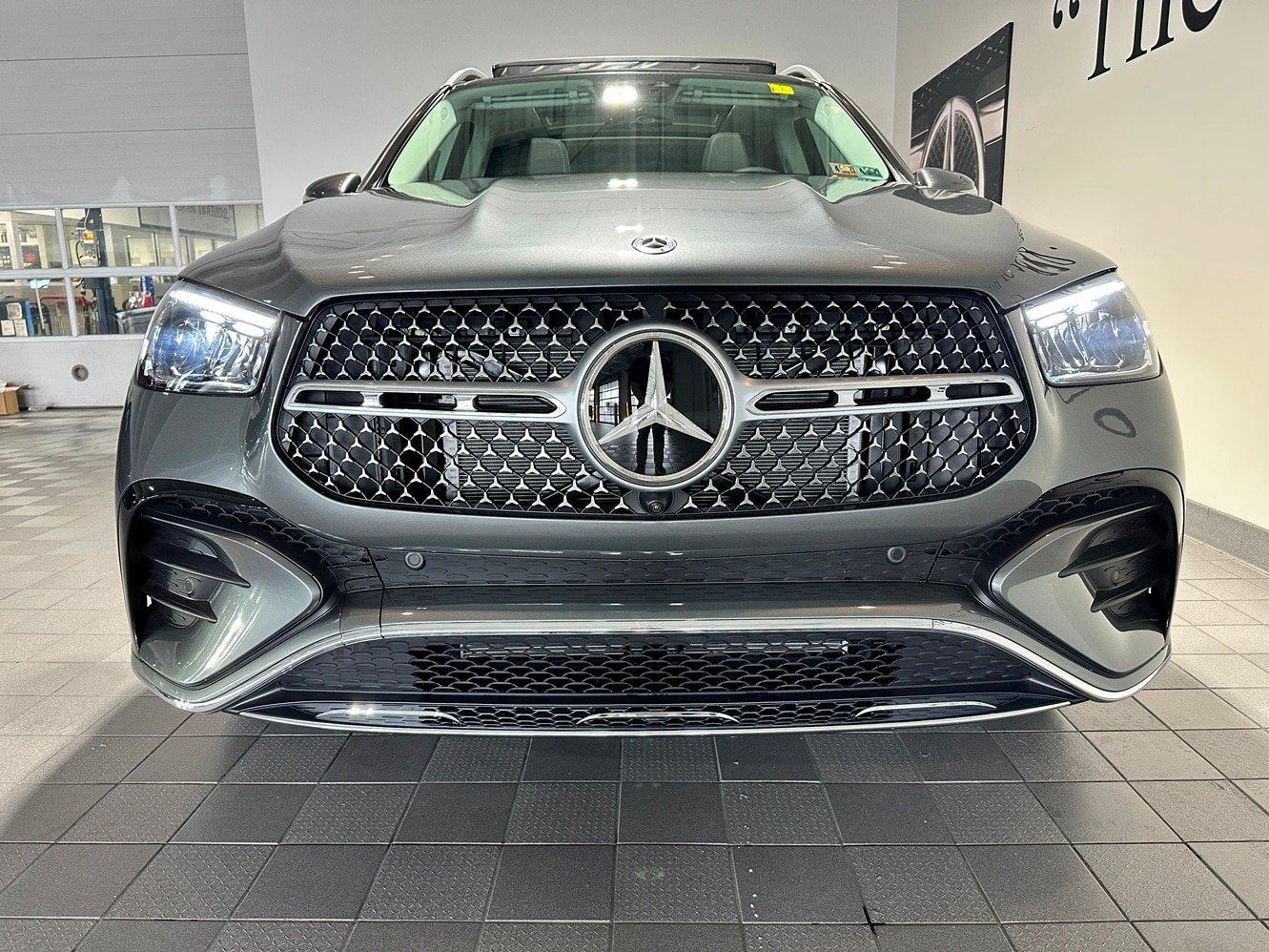 New 2026 Mercedes-Benz GLE 350 4MATIC image 2