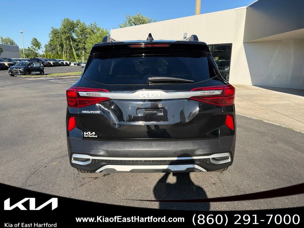 Certified 2022 Kia Seltos Nightfall Edition AWD/4WD image 9