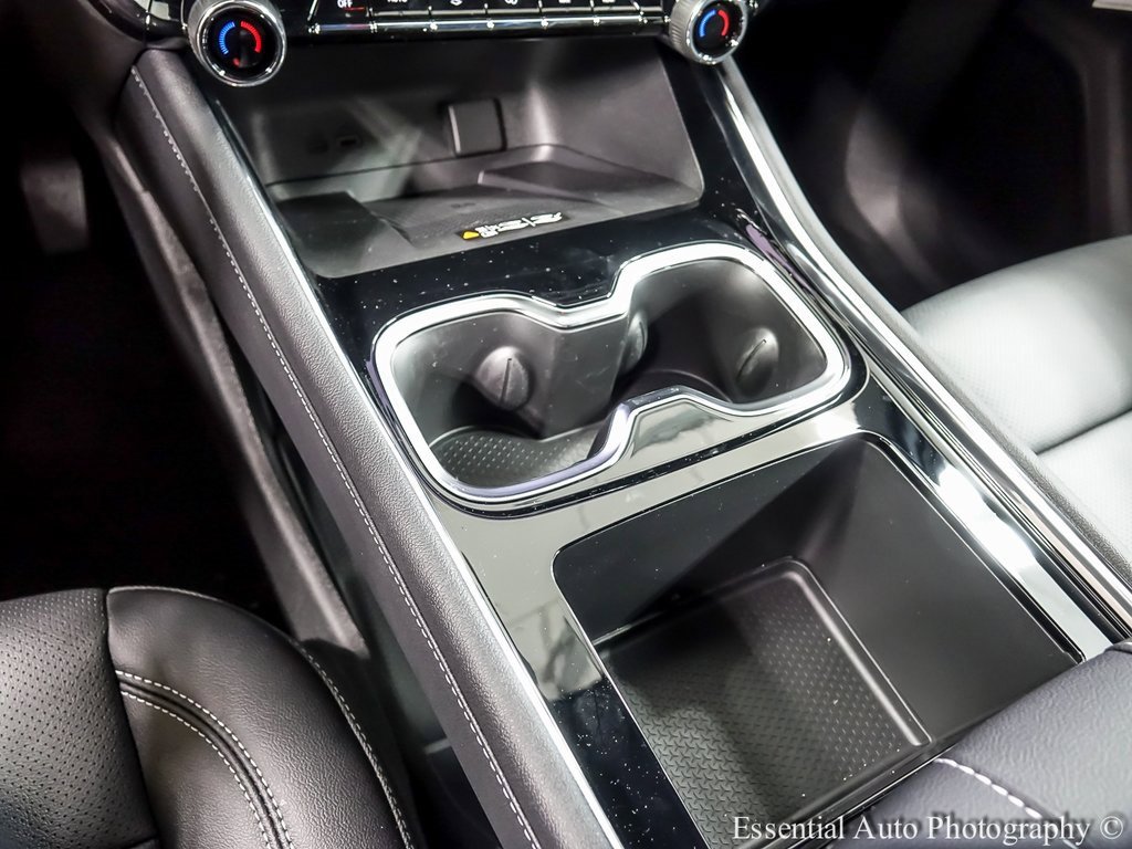 New 2026 Chevrolet Traverse LT w/ LPO, Floor Liner Package image 19